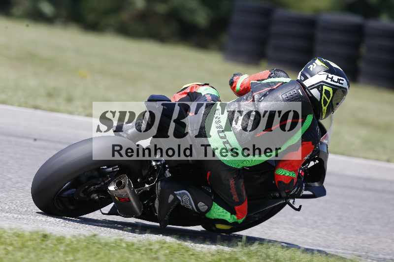 /44 09.08.2025 Plüss Moto Sport ADR/Freies Fahren/404